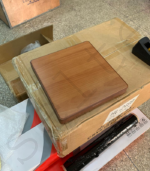 Trophée en Bois avec Plaque Circulaire Aluminium Sublimable & Finition Or – Image 2